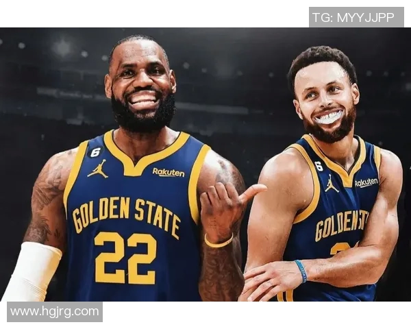 国王队与76人队激战正酣比分胶着双方争夺胜利的精彩瞬间回顾 国王队与76人队激战正酣比分胶着双方争夺胜利的精彩瞬间回顾