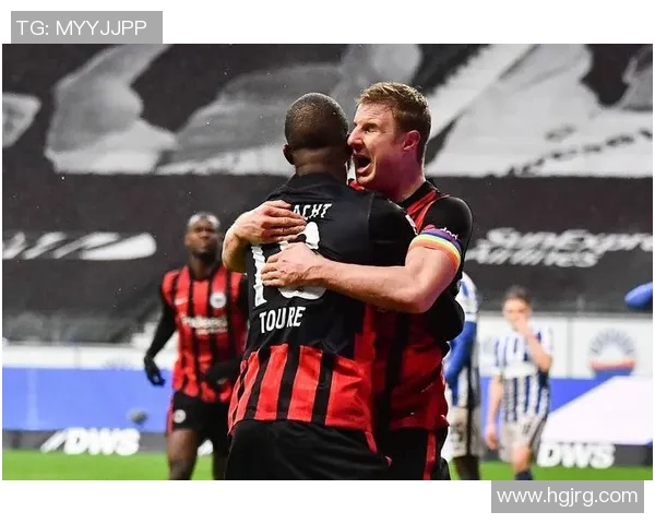 多特蒙德与柏林联的精彩对决比分分析与赛后点评 多特蒙德与柏林联的精彩对决比分分析与赛后点评